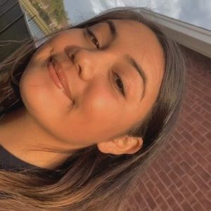 Meet your Posher, Juliana